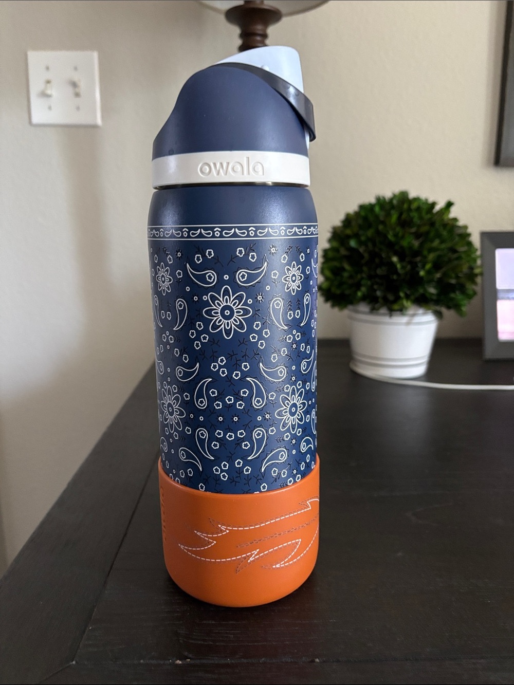 Owala Insulated Water Bottle — Navy Blue with Orange Base - Picture 2 of 5
